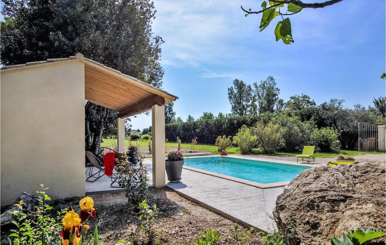 2 Bedroom Cozy Home In Merindol Holiday home